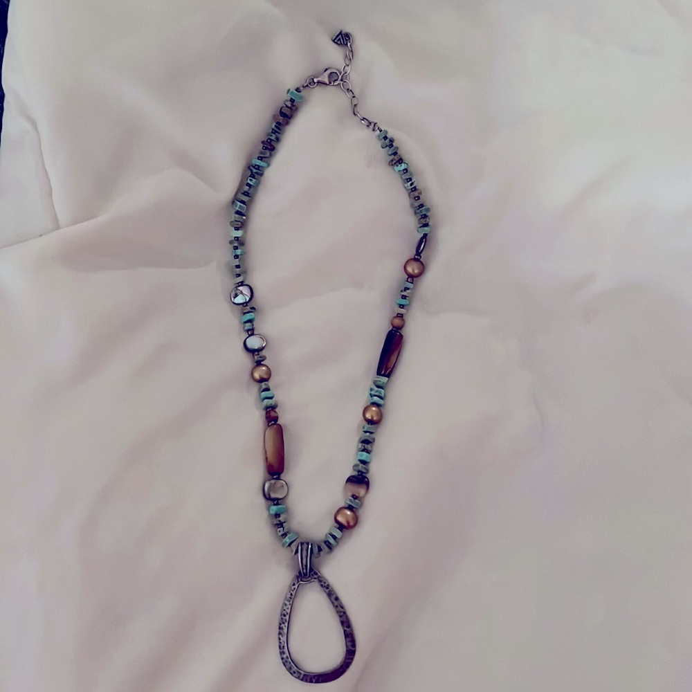 Silpada multi stone and hammered silver necklace